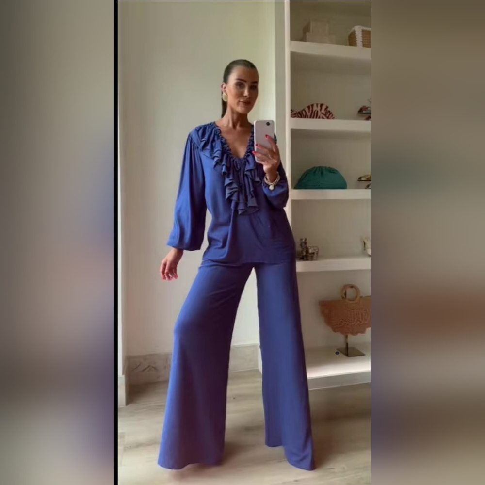 Elegant Blue Women's Pallazo Pant and Blouse